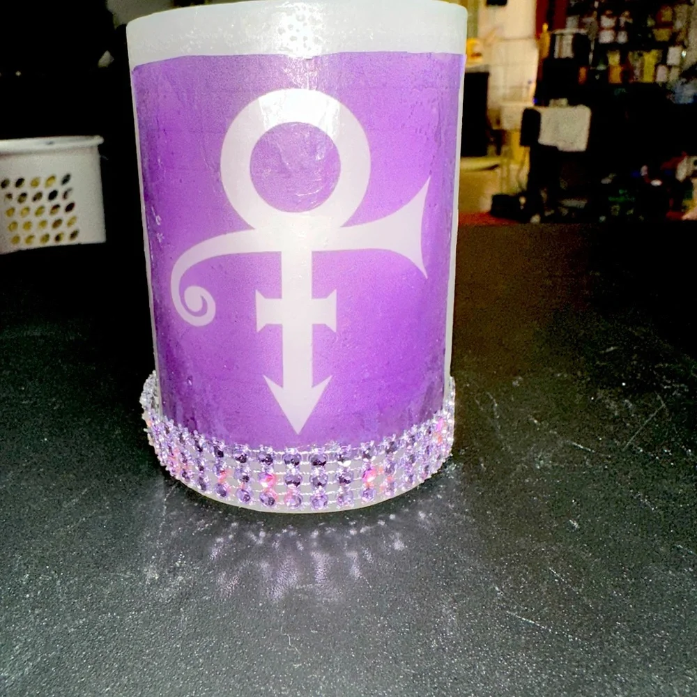 Prince candle - Picture 2 of 9